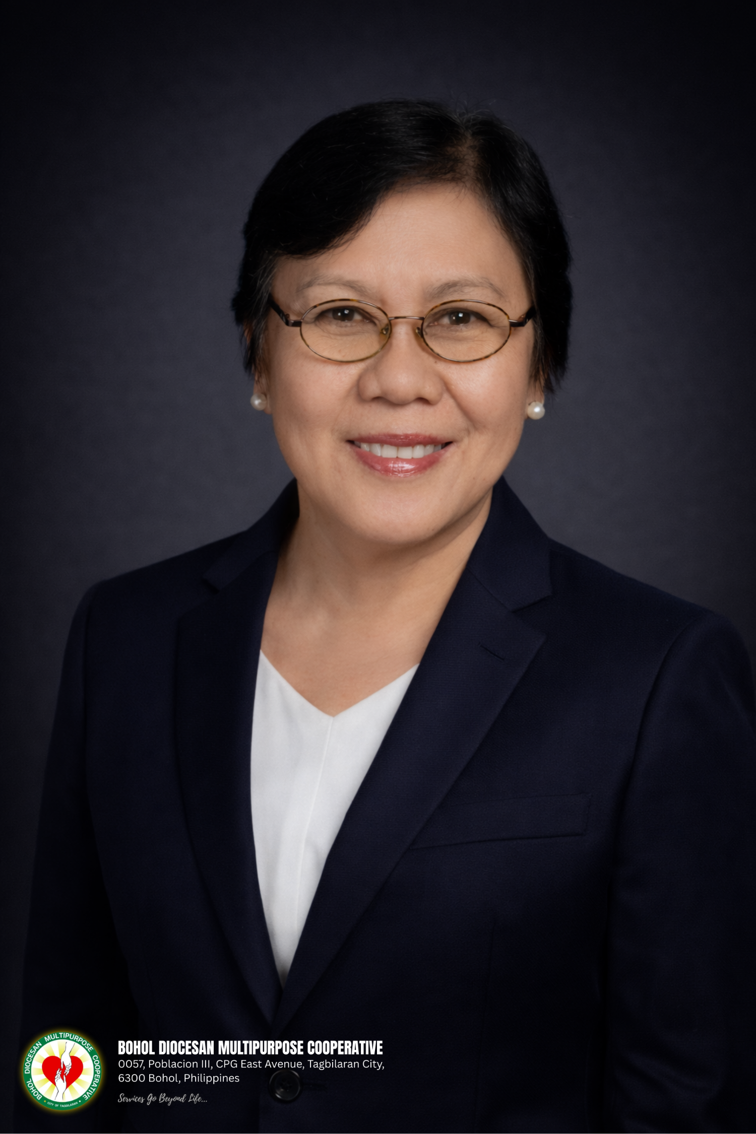 VINEFREDA  F. FLORES